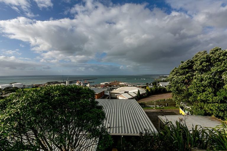 Photo of property in 23b Port View Crescent, Moturoa, New Plymouth, 4310