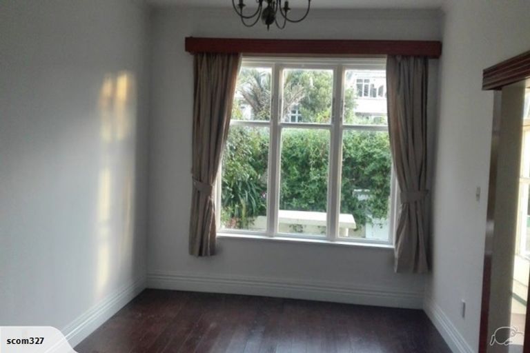 Photo of property in 71 Majoribanks Street, Mount Victoria, Wellington, 6011