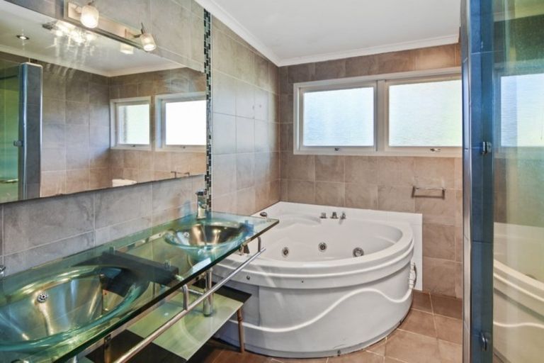 Photo of property in 60 Berkley Avenue, Hillcrest, Hamilton, 3216