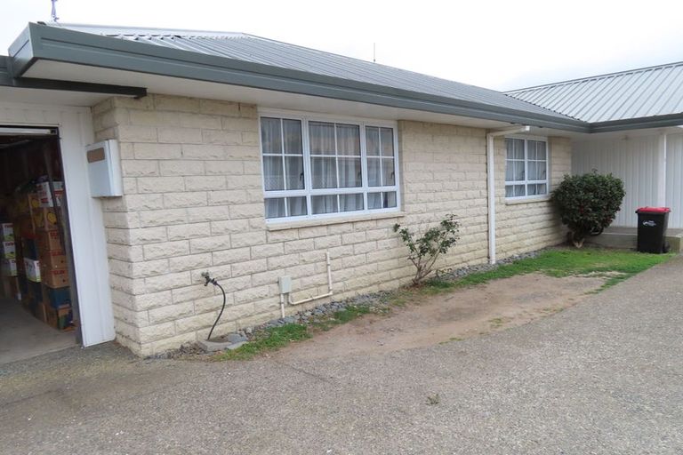 Photo of property in 40 Neeve Road, Taradale, Napier, 4112