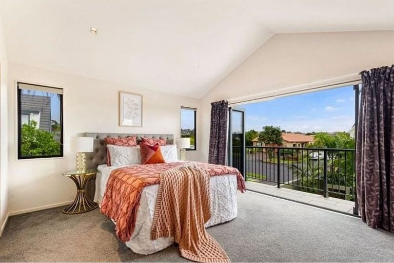 Photo of property in 48a Picasso Drive, West Harbour, Auckland, 0618
