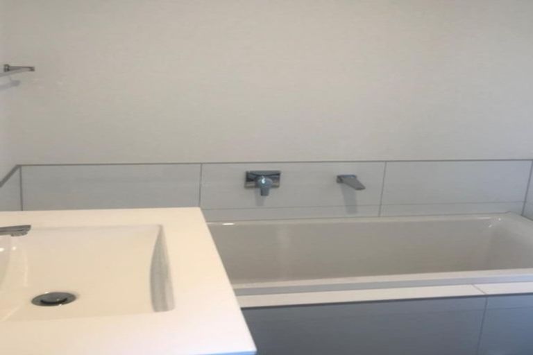 Photo of property in 16 Foley Grove, Pyes Pa, Tauranga, 3110