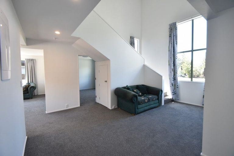 Photo of property in 12 Ahuriri Drive, Omarama, 9412