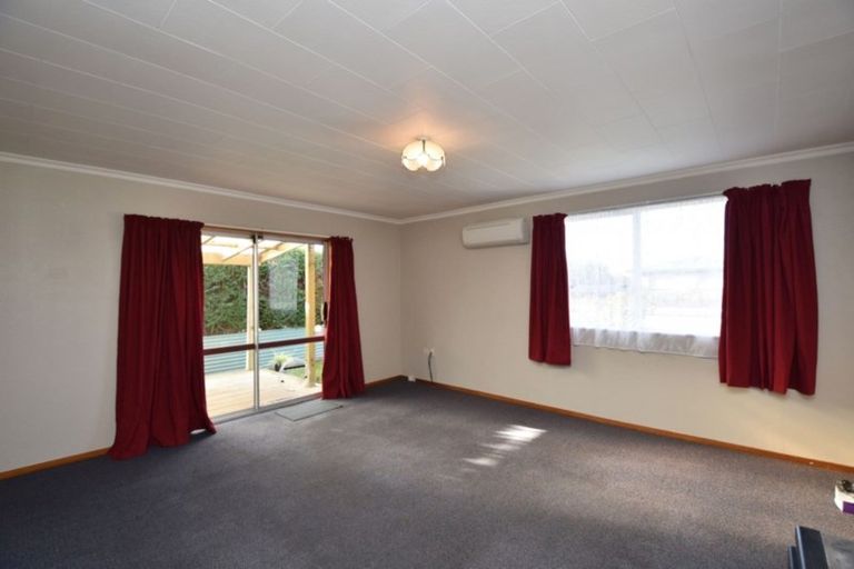 Photo of property in 21 Ottrey Street, Clifton, Invercargill, 9812