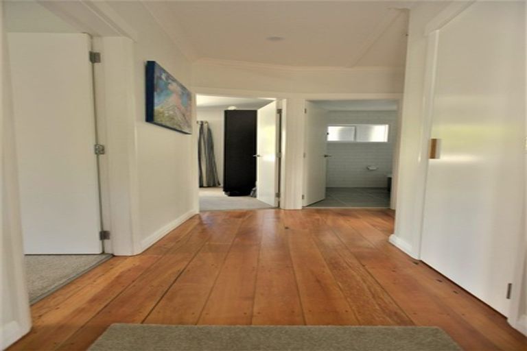 Photo of property in 206 Powderham Street, New Plymouth, 4310