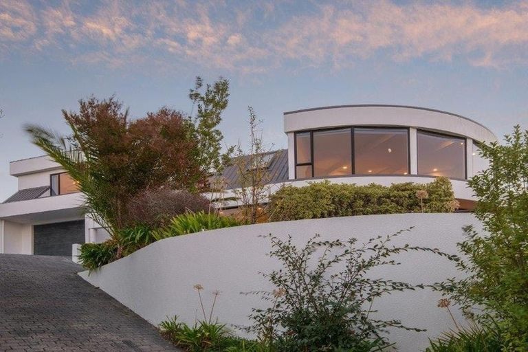 Photo of property in 5 Ledger Lane, Mount Pleasant, Christchurch, 8081