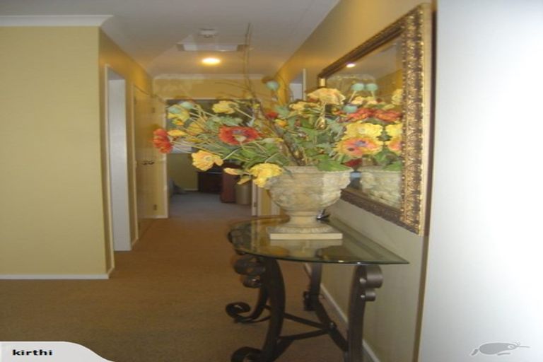 Photo of property in 9 The Topdeck, Whitby, Porirua, 5024