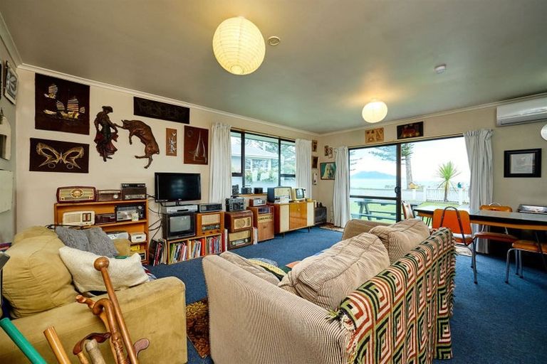 Photo of property in 156a Esplanade, Kaikoura, 7300