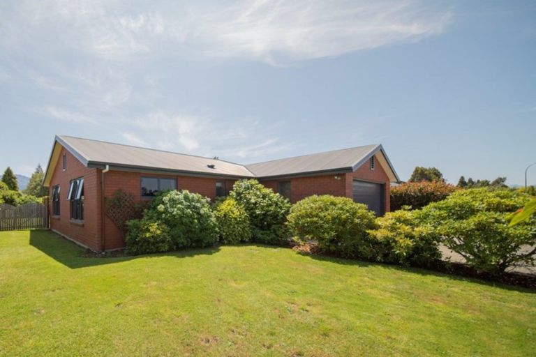 Photo of property in 25 Jackson Street, Te Anau, 9600