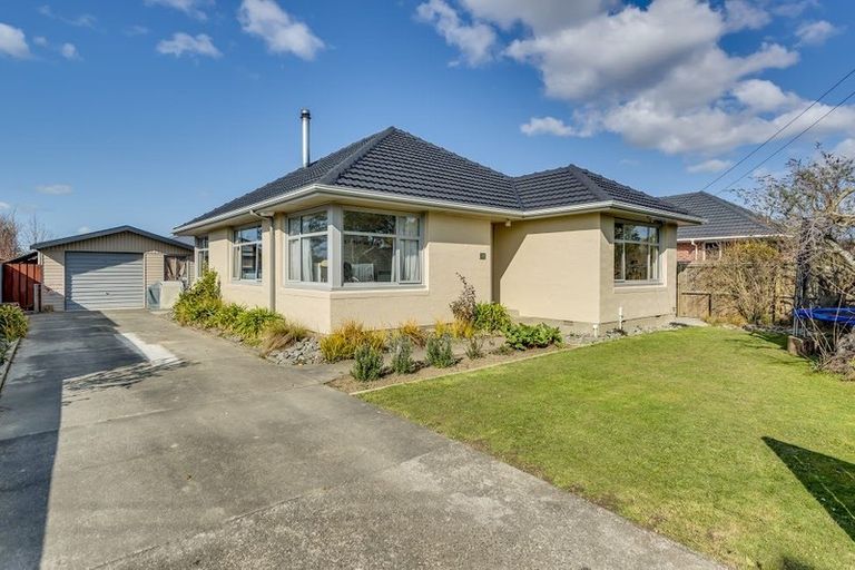 Photo of property in 28 Brockham Street, Casebrook, Christchurch, 8051