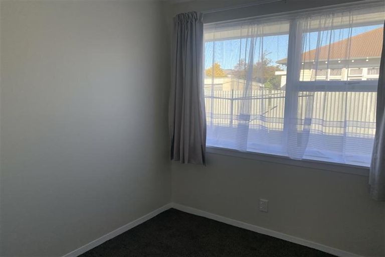 Photo of property in 2/64 Osborne Street, Waltham, Christchurch, 8011