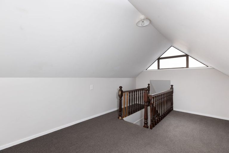 Photo of property in 2/6 Palatine Terrace, Huntsbury, Christchurch, 8022