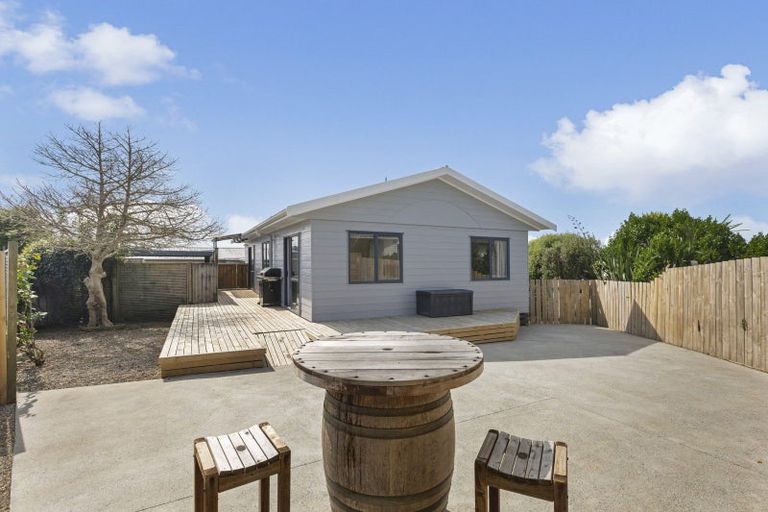 Photo of property in 24a Manukau Road, Raglan, 3225