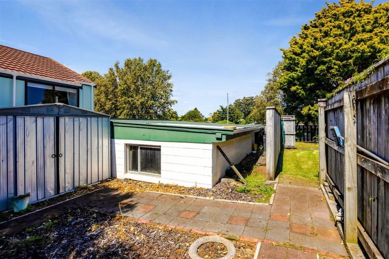 Photo of property in 1 Antonia Place, Bell Block, New Plymouth, 4312