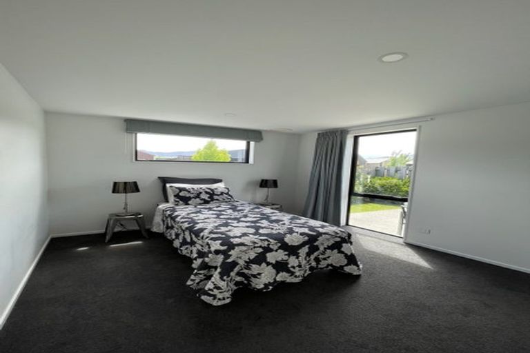 Photo of property in 21 Red Cottage Drive, Lake Hayes, Queenstown, 9304