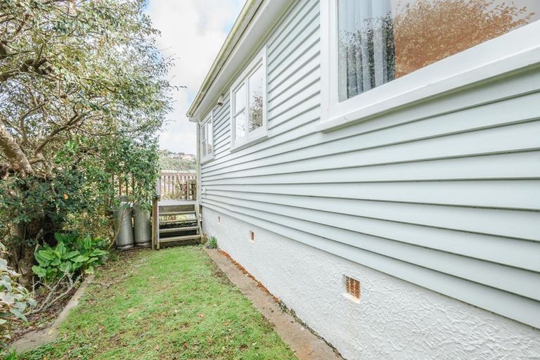 Photo of property in 94 Woodland Road, Johnsonville, Wellington, 6037