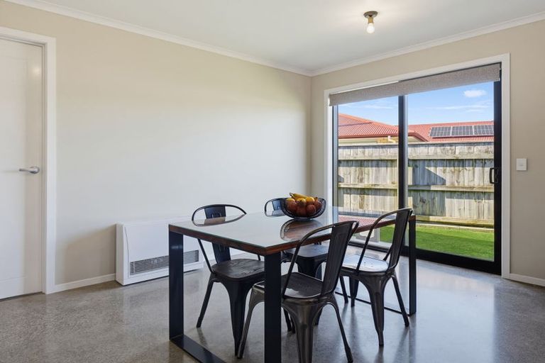 Photo of property in 9 Golf Vue Place, Castlecliff, Whanganui, 4501