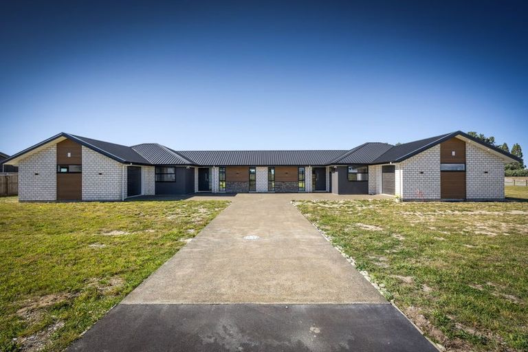 Photo of property in 2 Ealing Lane, Darfield, 7571