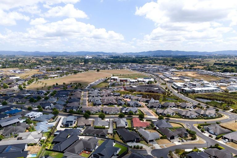 Photo of property in 44 Keston Crescent, Flagstaff, Hamilton, 3210