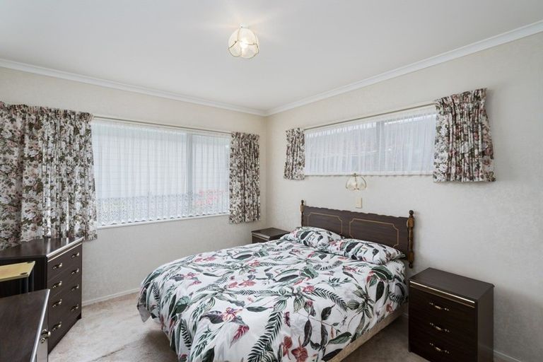 Photo of property in 2/219 Mangorei Road, Merrilands, New Plymouth, 4312