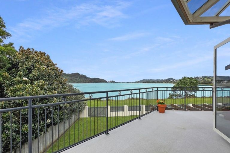 Photo of property in 22 Aileen Place, Whangamata, 3691
