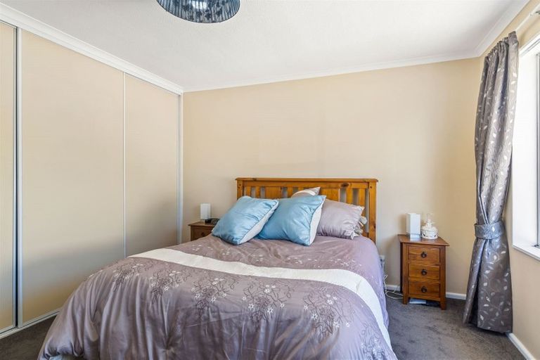 Photo of property in 37 Digby Place, Bromley, Christchurch, 8062