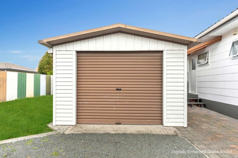 Photo of property in 15a Kawaha Point Road, Fairy Springs, Rotorua, 3015