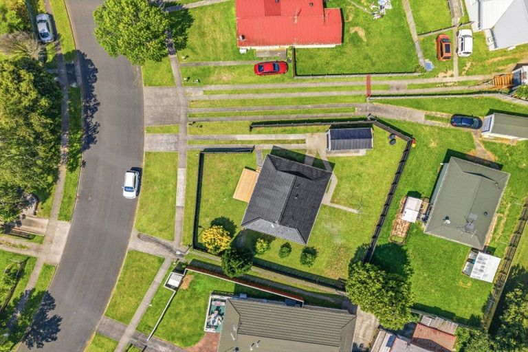 Photo of property in 53 Oakfield Crescent, Pukete, Hamilton, 3200