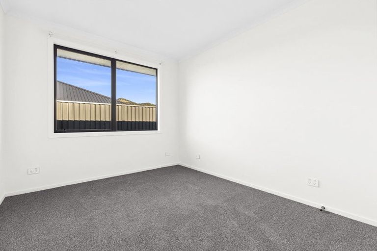Photo of property in 12 Hebbard Court, Albert Town, Wanaka, 9305