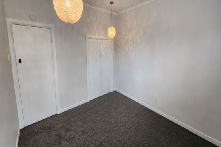 Photo of property in 446 Saint Aubyn Street, Moturoa, New Plymouth, 4310