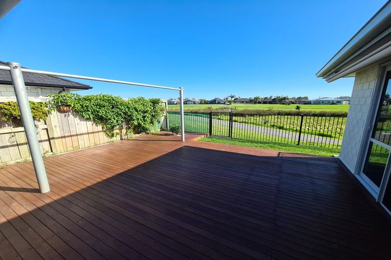 Photo of property in 61 Harding Drive, Papamoa Beach, Papamoa, 3118