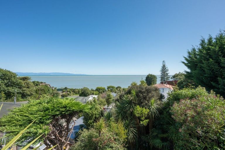 Photo of property in 20 Paremata Street, Atawhai, Nelson, 7010