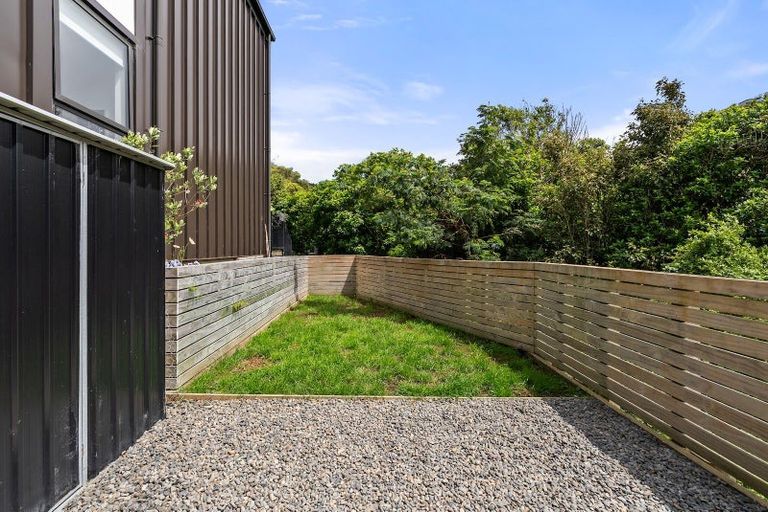 Photo of property in 35 Rua Kai Way, Brooklyn, Wellington, 6021