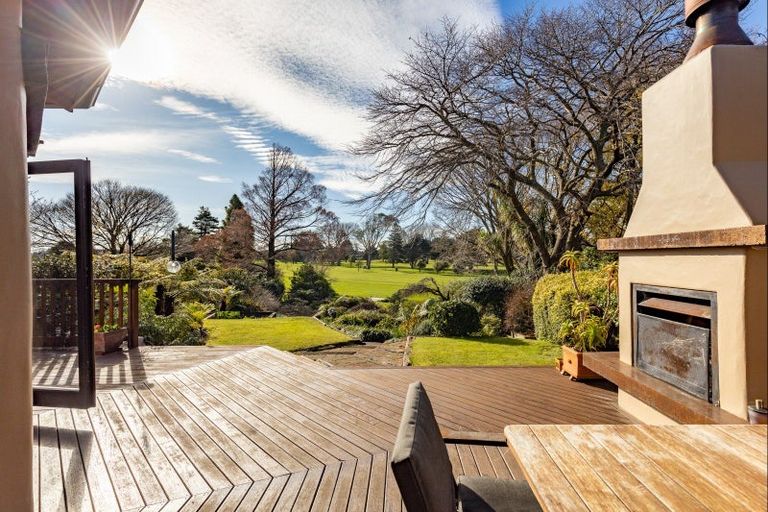 Photo of property in 445a Ruahine Street, Terrace End, Palmerston North, 4410