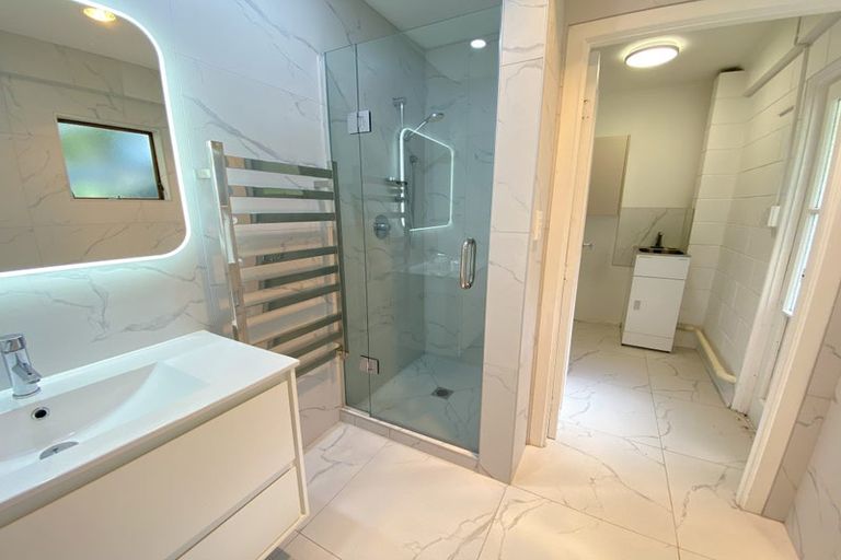 Photo of property in 36 Murvale Drive, Bucklands Beach, Auckland, 2014