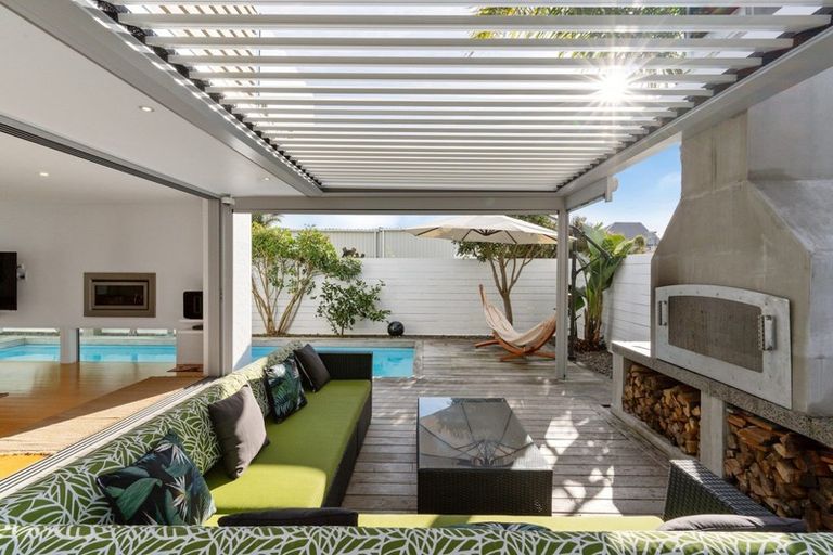 Photo of property in 249a Dickson Road, Papamoa Beach, Papamoa, 3118