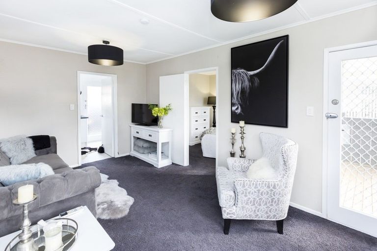 Photo of property in 2/504 Fergusson Drive, Trentham, Upper Hutt, 5018