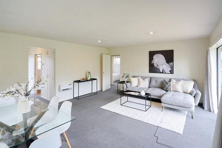 Photo of property in 107 Conway Street, Mayfair, Hastings, 4122