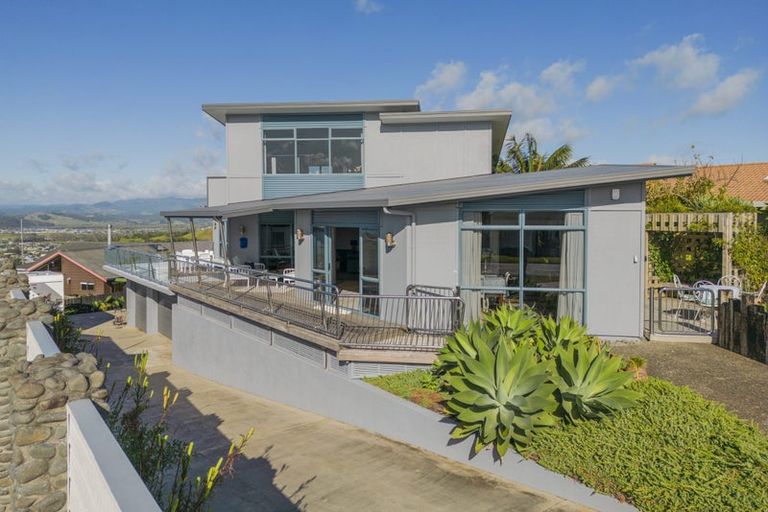 Photo of property in 103 Centennial Drive, Whitianga, 3510