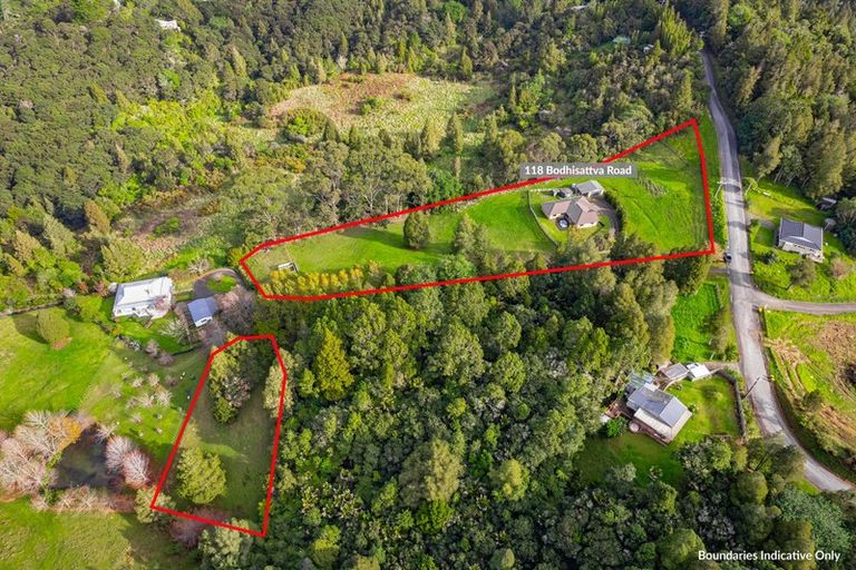 Photo of property in 118 Bodhisattva Road, Waitoki, Silverdale, 0994