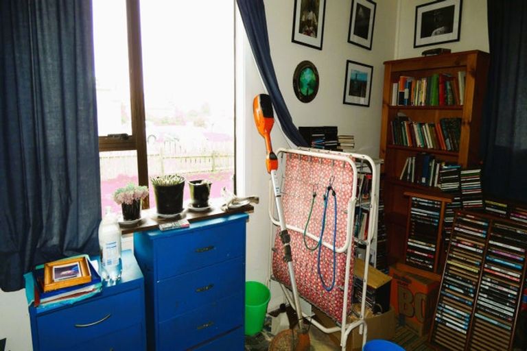 Photo of property in 26 Colvin Street, Westport, 7825