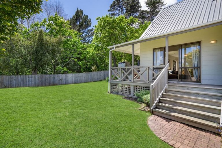 Photo of property in 16 Janome Place, Bucklands Beach, Auckland, 2014