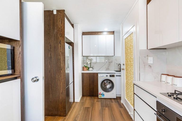 Photo of property in 1/162 Pigeon Mountain Road, Half Moon Bay, Auckland, 2012