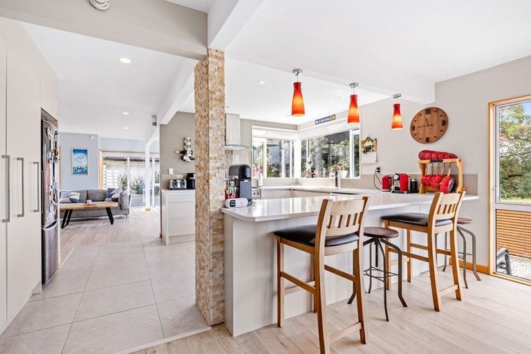 Photo of property in 32 Penryn Drive, Camborne, Porirua, 5026