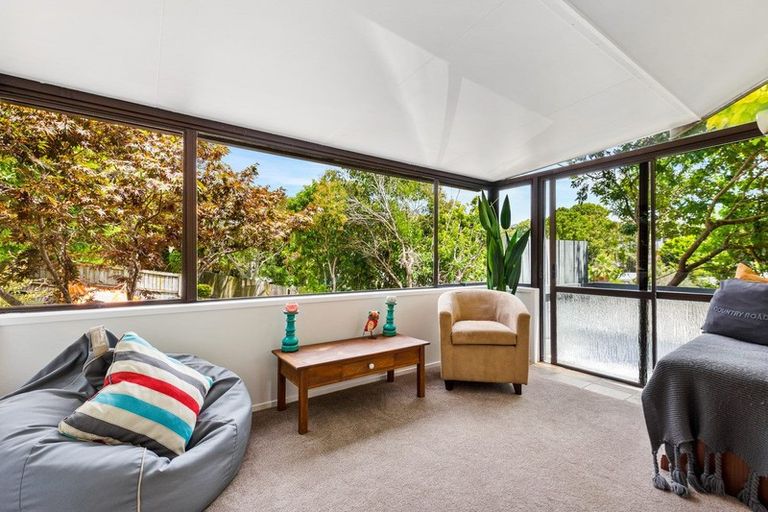 Photo of property in 1/71 Oaktree Avenue, Browns Bay, Auckland, 0630