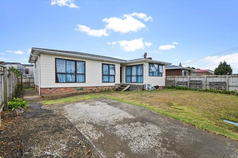 Photo of property in 4 Grebe Street, Manurewa, Auckland, 2102