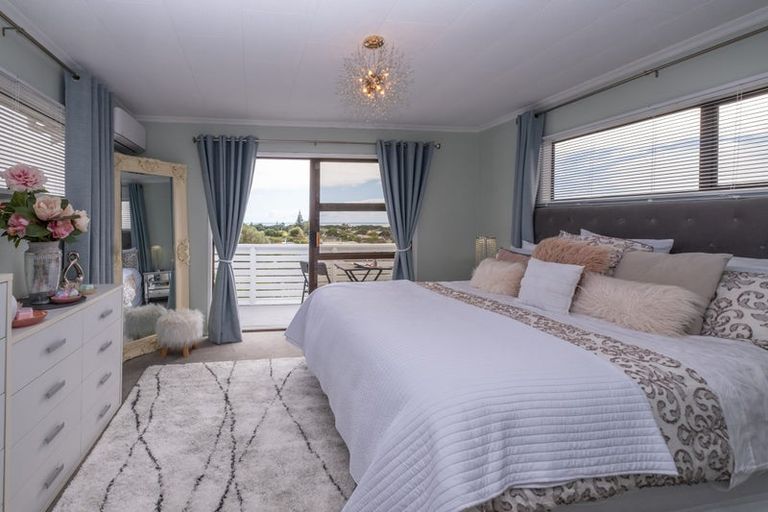 Photo of property in 142 Parklands Avenue, Bell Block, New Plymouth, 4312