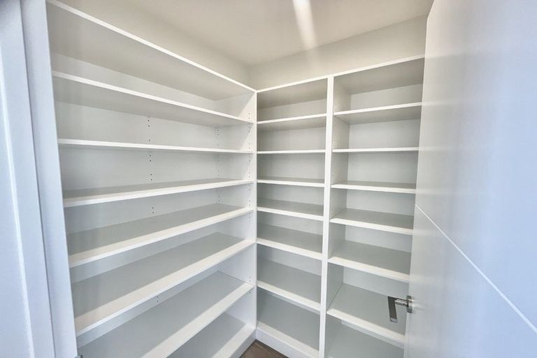 Photo of property in 8 Mehrtens Crescent, Woodend, 7691