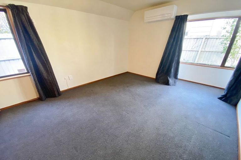 Photo of property in 2/46 Weston Road, St Albans, Christchurch, 8052