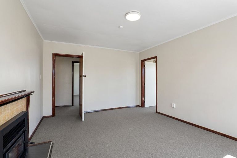 Photo of property in 24 Oakland Street, Northcote, Christchurch, 8052